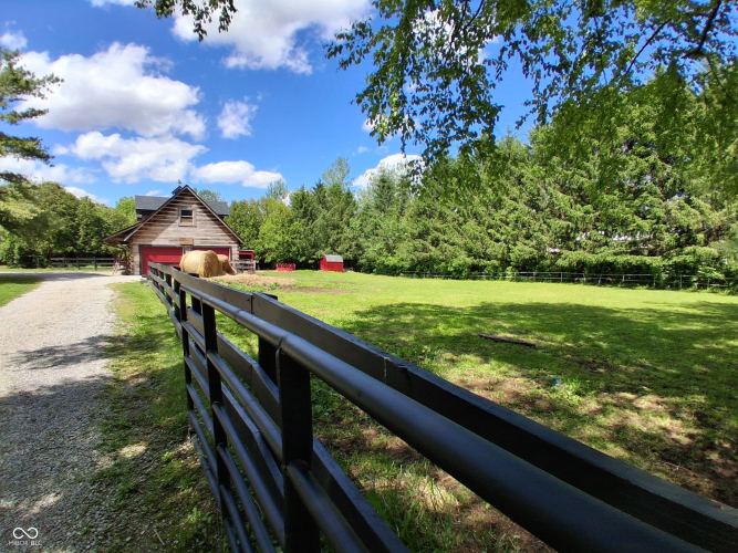 Listing Image 105