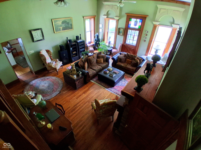 Listing Image 18