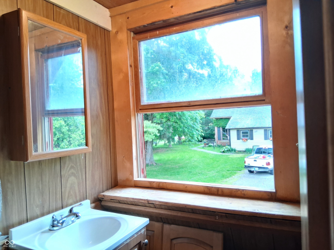 Listing Image 52