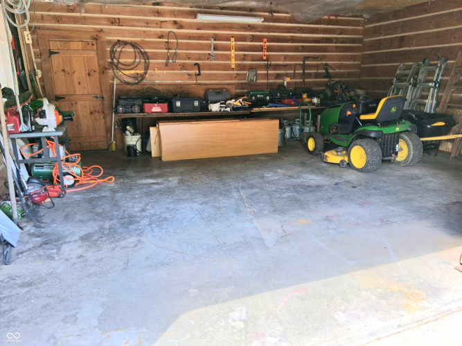 Listing Image 68