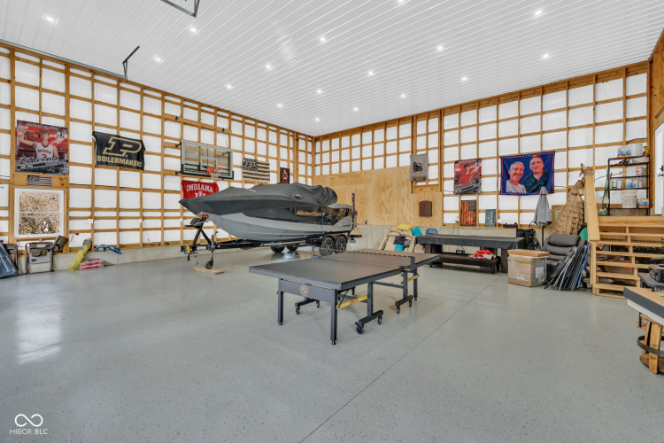 Listing Image 61