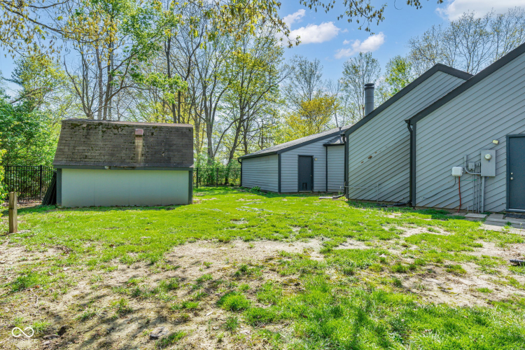 Listing Image 82