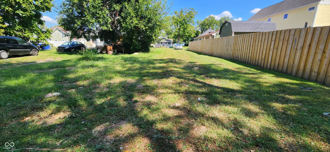 Listing Image 3