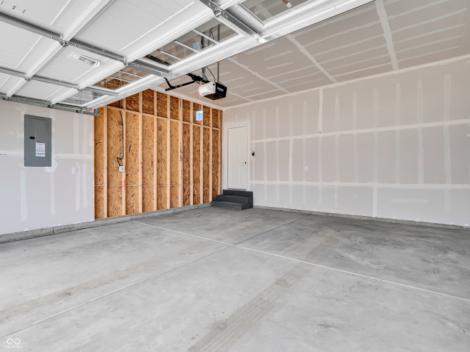 Listing Image 45