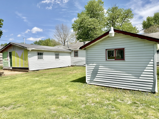 Listing Image 36