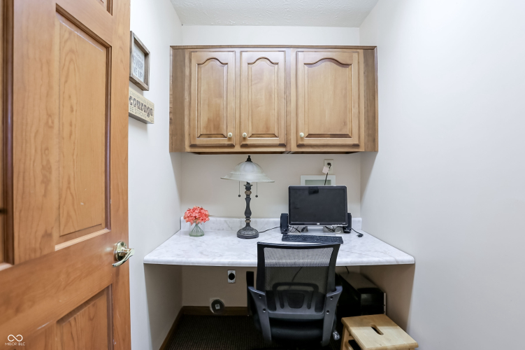 Listing Image 38