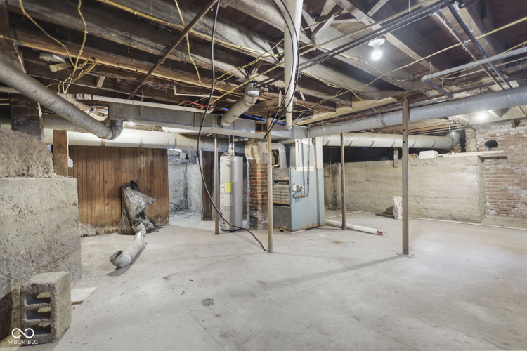 Listing Image 30