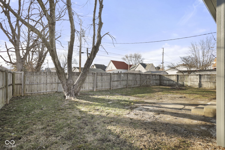 Listing Image 34
