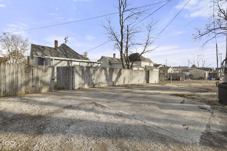 Listing Image 35