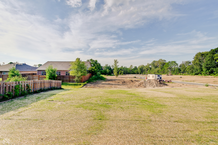 Listing Image 36