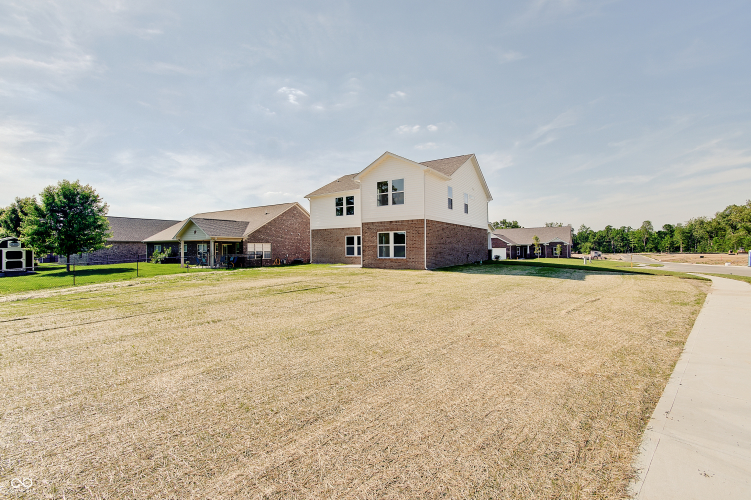 Listing Image 41