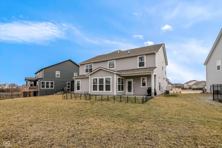 Listing Image 54