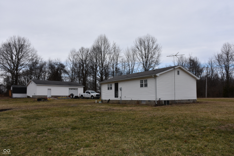 Listing Image 13