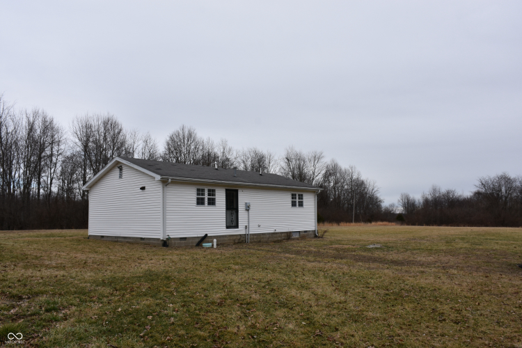 Listing Image 17