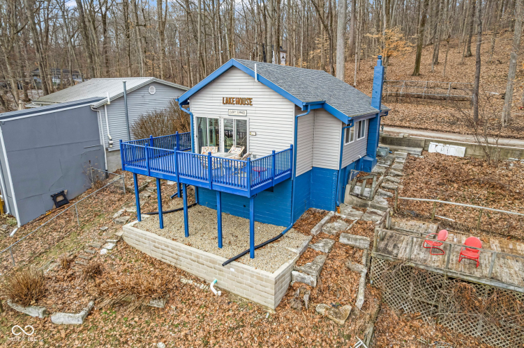 Listing Image 4
