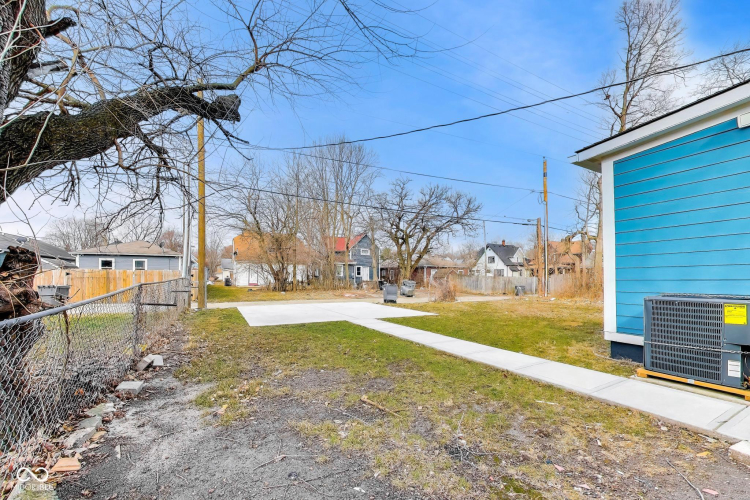 Listing Image 45