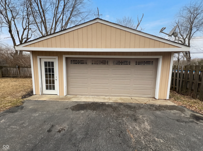 Listing Image 20