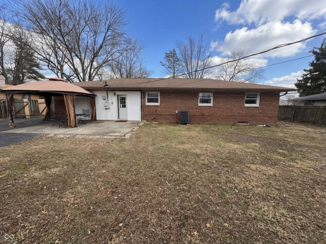 Listing Image 5