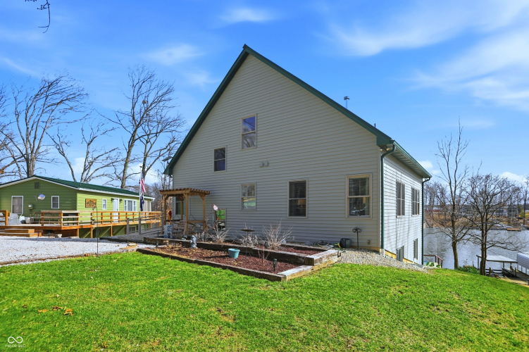 Listing Image 76