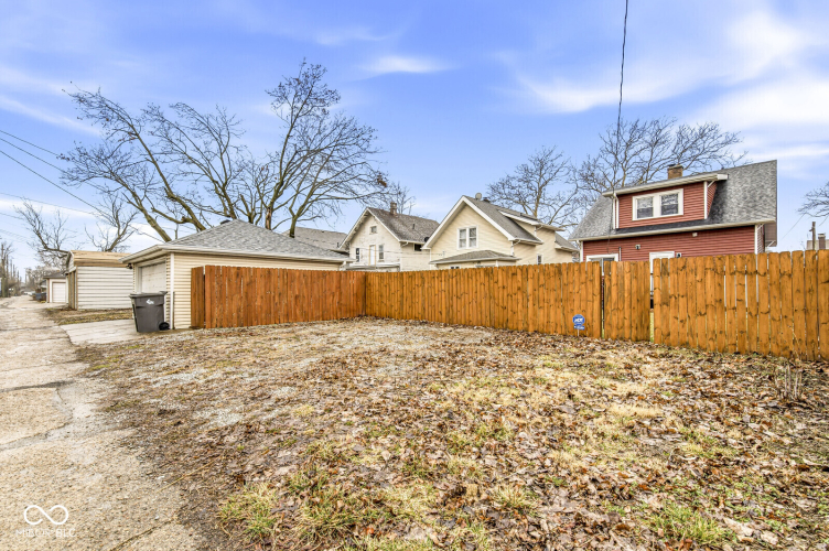 Listing Image 42