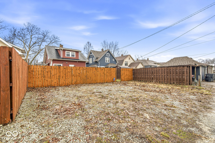 Listing Image 43
