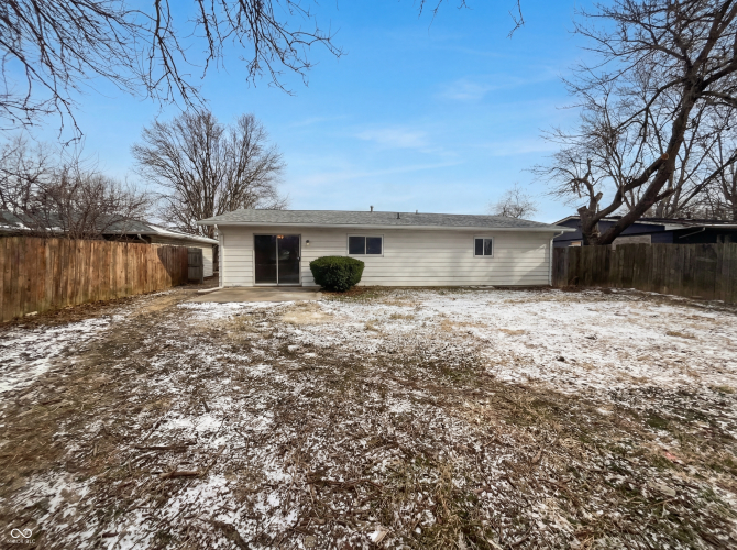 Listing Image 5