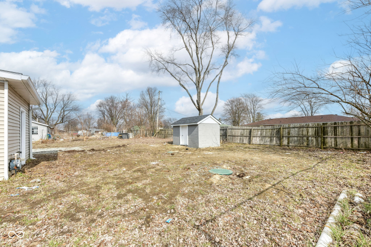 Listing Image 5