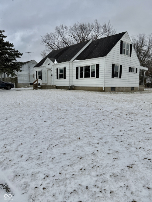 Listing Image 3