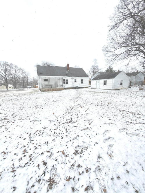 Listing Image 6
