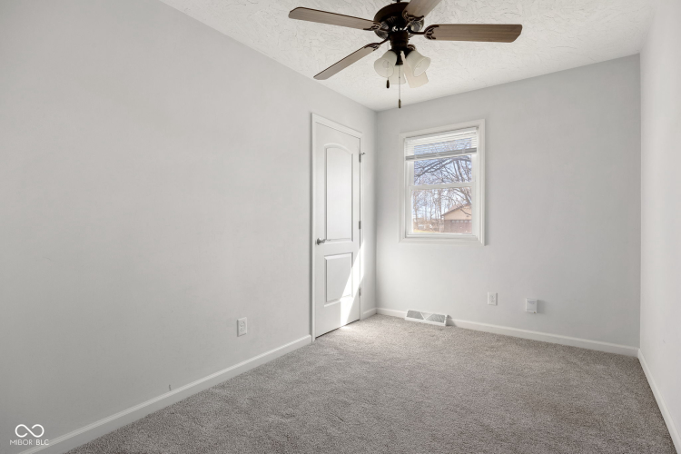 Listing Image 30