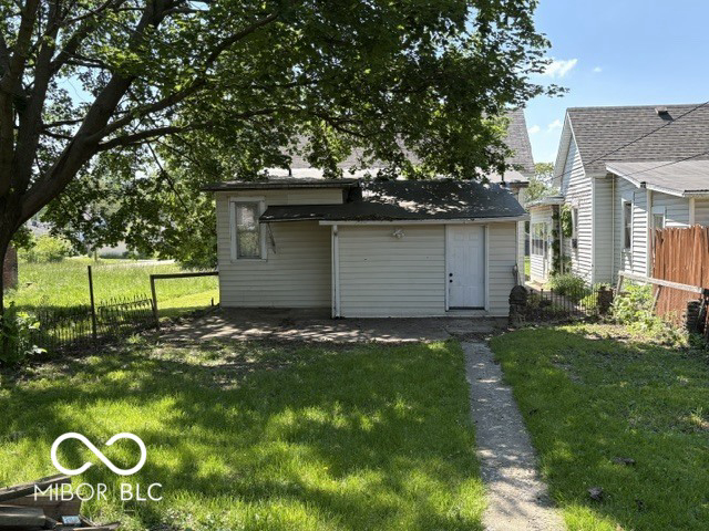 Listing Image 3