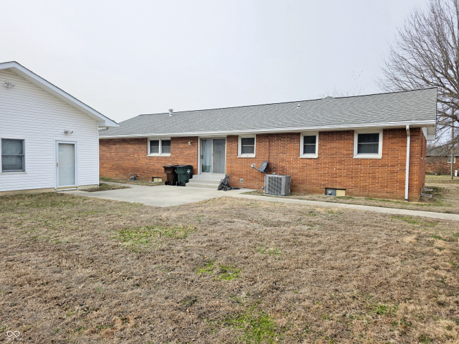 Listing Image 19
