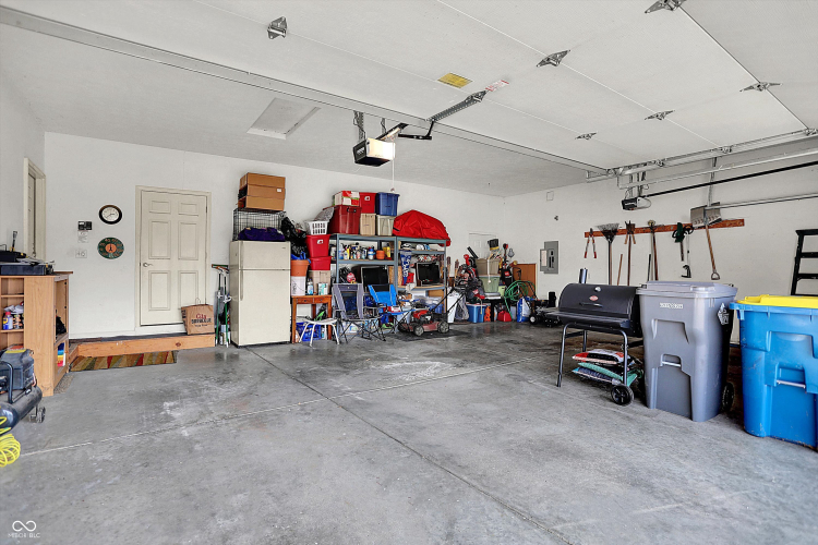Listing Image 30