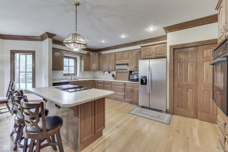 Listing Image 21