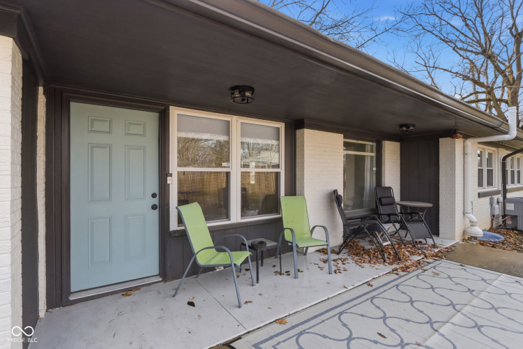 Listing Image 53