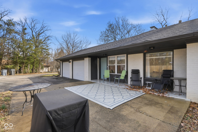 Listing Image 56