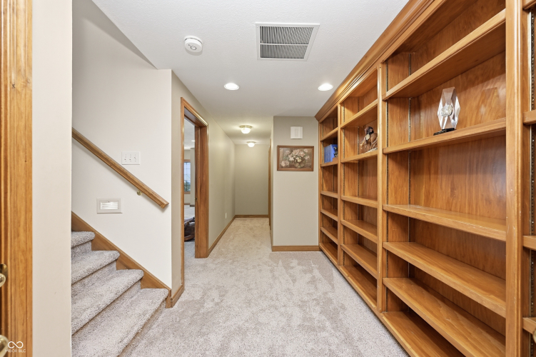 Listing Image 53