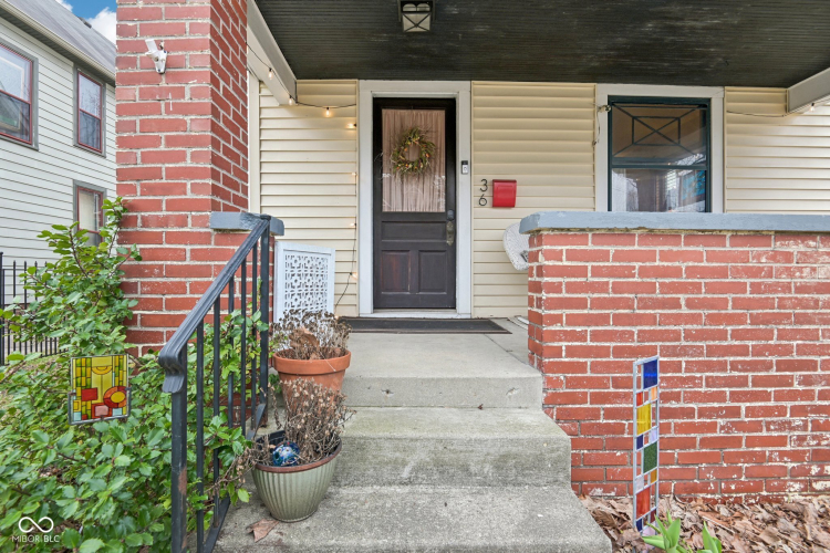 Listing Image 5