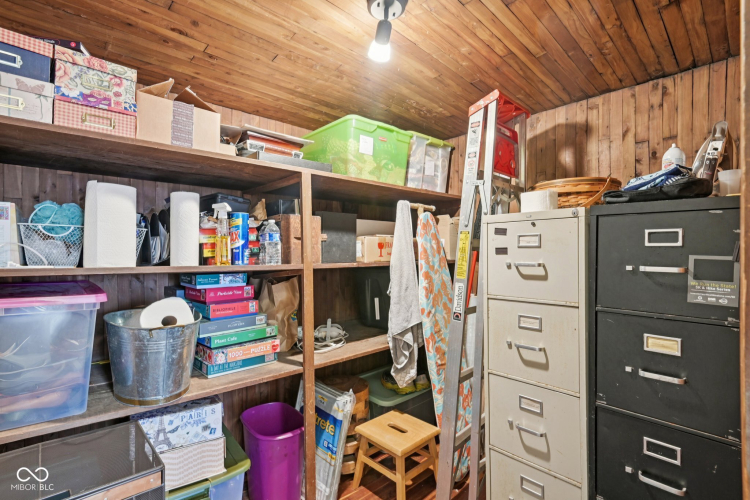 Listing Image 53