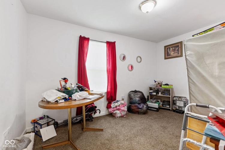 Listing Image 16