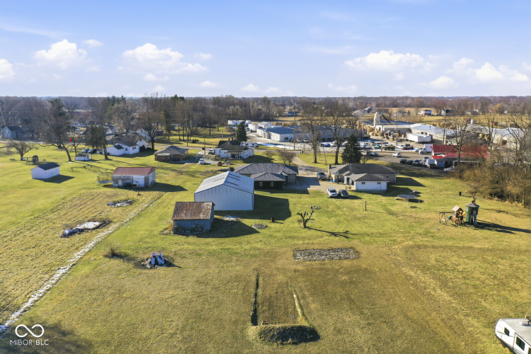 Listing Image 33