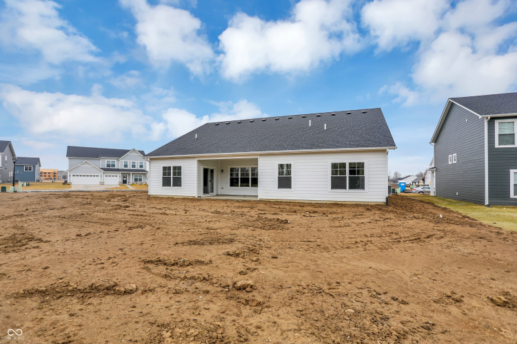 Listing Image 26