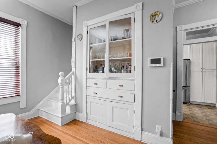 Listing Image 16