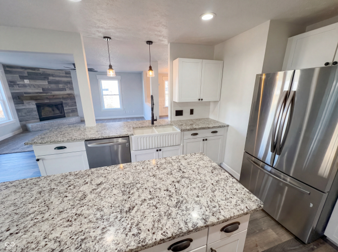 Listing Image 9