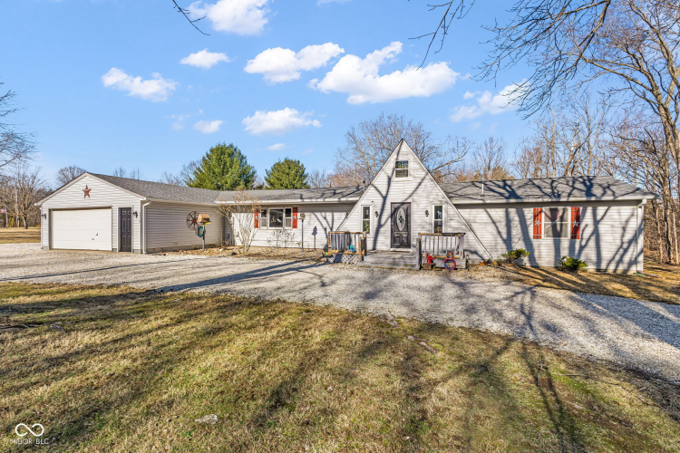 Listing Image 44