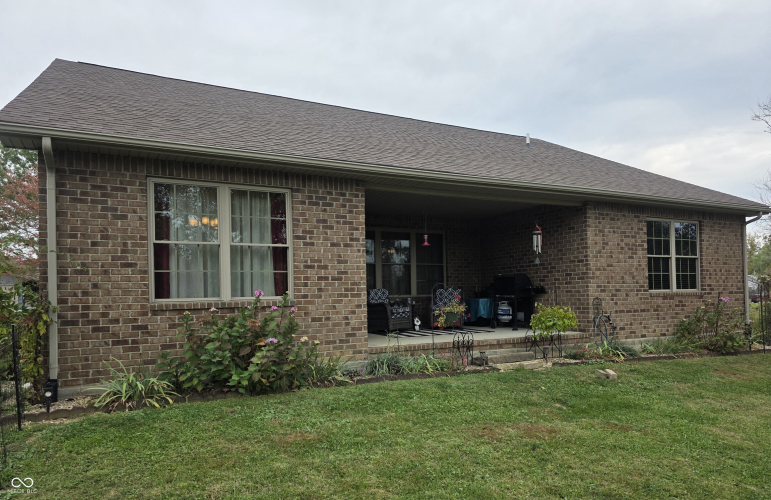 Listing Image 10