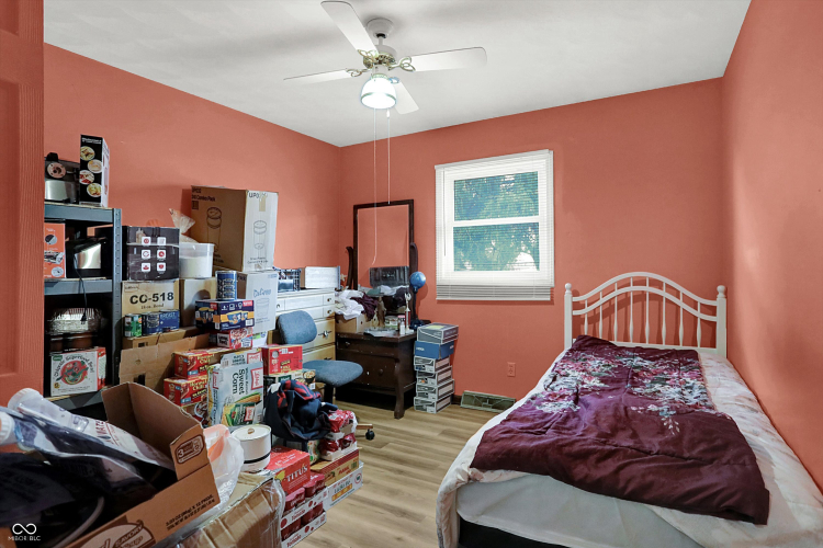 Listing Image 20