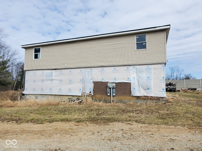 Listing Image 4
