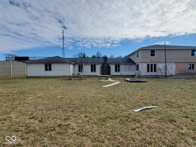 Listing Image 8