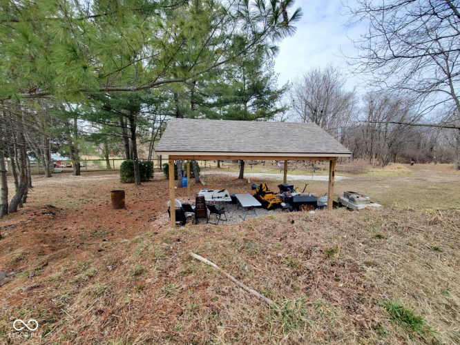 Listing Image 10